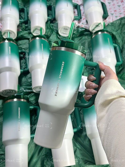40oz Starbucks Gradient Green Stanley
